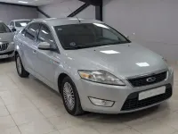 Usado Ford Mondeo Trend 140 CV (102 kW) 2008 Gris / plata Berlina