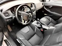 Usado Volvo V40 Momentum 150 CV (110 kW) 2017 Blanco Berlina