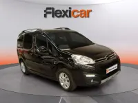 Usado Citroën Berlingo Feel 110 CV (80 kW) 2016 Negro Monovolumen