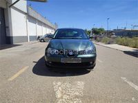 Usado Seat Ibiza 100 CV (73 kW) 2003 Verde Utilitario