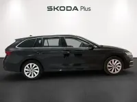 Usado Skoda Octavia Selection 150 CV (110 kW) 2025 Negro Familiar