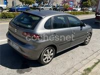 Usado Seat Ibiza Stylance 100 CV (73 kW) 2004 Gris / plata Utilitario