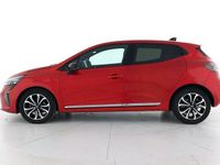Begagnad Renault Clio V Techno 91 HK (66 kW) 2024 Röd Sedan