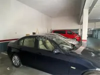 Usado BMW 318 143 CV (105 kW) 2009 Azul Berlina