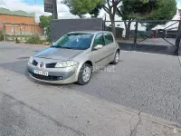 Usado Renault Mégane III Business 105 CV (77 kW) 2009 Gris / plata Berlina