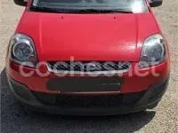 Usado Ford Fiesta Ambiente 68 CV (50 kW) 2008 Rojo Utilitario
