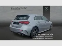 Usado Mercedes A180 136 CV (100 kW) 2025 Gris / plata Berlina