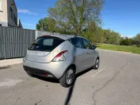 Brugt Lancia Ypsilon Platinum 69 HK (50 kW) 2012 Beige Hatchback