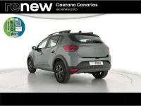 Usado Dacia Sandero Extreme 100 CV (73 kW) 2025 Verde Berlina