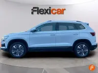 Usado Skoda Karoq Selection 150 CV (110 kW) 2024 Blanco SUV
