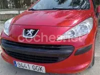 Usado Peugeot 207 70 CV (51 kW) 2008 Rojo Berlina