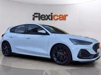 Usado Ford Focus ST 280 CV (205 kW) 2025 Blanco Berlina