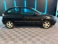 Usado Seat Ibiza Sport 64 CV (47 kW) 2005 Negro Utilitario