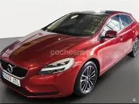 Usado Volvo V40 Momentum 150 CV (110 kW) 2016 Granate Berlina