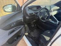 Usado Peugeot 3008 Active 130 CV (95 kW) 2024 SUV
