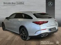Usado Mercedes CLA250e Shooting Brake AMG line 218 CV (160 kW) 2025 Gris / plata Familiar