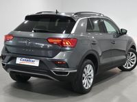 Usado VW T-Roc Advance 116 CV (85 kW) 2018 Gris SUV