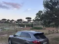 Usado Porsche Cayenne 240 CV (176 kW) 2012 Gris / plata SUV