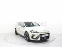 Usado Cupra Leon 150 CV (110 kW) 2025 Gris / plata Berlina