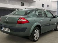 Usado Renault Mégane II Dynamique 115 CV (84 kW) 2005 Gris Berlina
