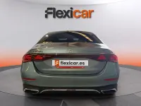 Usado Mercedes E300 313 CV (230 kW) 2024 Verde Berlina