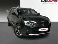 Usado Peugeot 5008 Allure 131 CV (96 kW) 2024 Negro Monovolumen