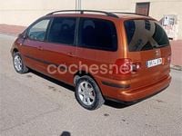 Usado Seat Alhambra Kids 130 CV (95 kW) 2002 Naranja Monovolumen
