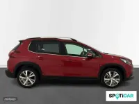Usado Peugeot 2008 Crossway 110 CV (80 kW) 2018 Rojo SUV