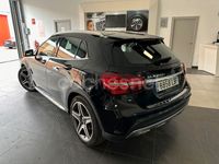 Usado Mercedes GLA200 136 CV (100 kW) 2019 Negro SUV