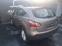 Usado Nissan Qashqai Acenta 106 CV (77 kW) 2010 Marrón SUV