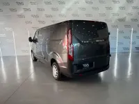 Usado Ford Tourneo Custom Trend 131 CV (96 kW) 2018 Gris Van
