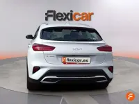 Usado Kia XCeed 101 CV (74 kW) 2024 Blanco SUV