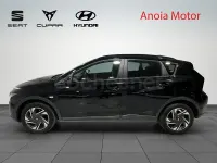 Usado Hyundai Bayon 100 CV (73 kW) 2021 Negro SUV