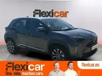 Usado Toyota Yaris Active 116 CV (85 kW) 2023 Gris Utilitario