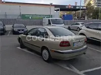 Usado Volvo S40 109 CV (80 kW) 2001 Beige Berlina