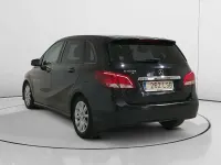 Usado Mercedes B180 109 CV (80 kW) 2017 Negro Utilitario