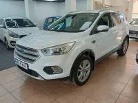 Usado Ford Kuga Trend 120 CV (88 kW) 2018 Blanco SUV