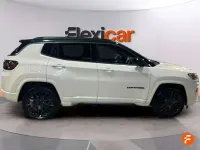 Usado Jeep Compass Trailhawk 241 CV (177 kW) 2026 Blanco SUV