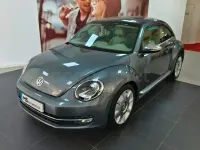Usado VW Beetle 105 CV (77 kW) 2014 Gris / plata Utilitario