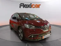 Usado Renault Grand Scénic IV Zen 130 CV (95 kW) 2018 Granate Monovolumen