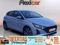 Usado Hyundai i20 84 CV (61 kW) 2024 Gris Utilitario