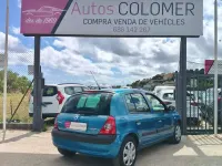 Usado Renault Clio II Authentique 60 CV (44 kW) 2003 Azul Utilitario