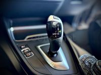 Usado BMW 118 Comfort Edition 150 CV (110 kW) 2018 Gris / plata Utilitario