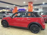 Usado Mini Cooper 136 CV (100 kW) 2023 Rojo Utilitario