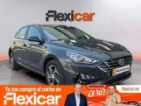 Usado Hyundai i30 136 CV (100 kW) 2021 Gris Berlina