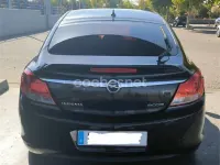Usado Opel Insignia Edition 160 CV (117 kW) 2010 Negro Berlina