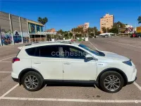 Usado Toyota RAV4 Hybrid Executive 197 CV (144 kW) 2017 Blanco SUV