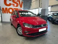 Usado VW Golf VII Sportline 116 CV (85 kW) 2018 Rojo Utilitario
