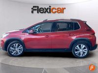 Usado Peugeot 2008 Allure 110 CV (80 kW) 2017 Rojo SUV