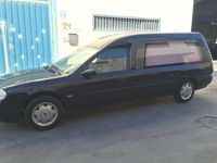 Usado Ford Mondeo Ghia 131 CV (96 kW) 1998 Negro Berlina